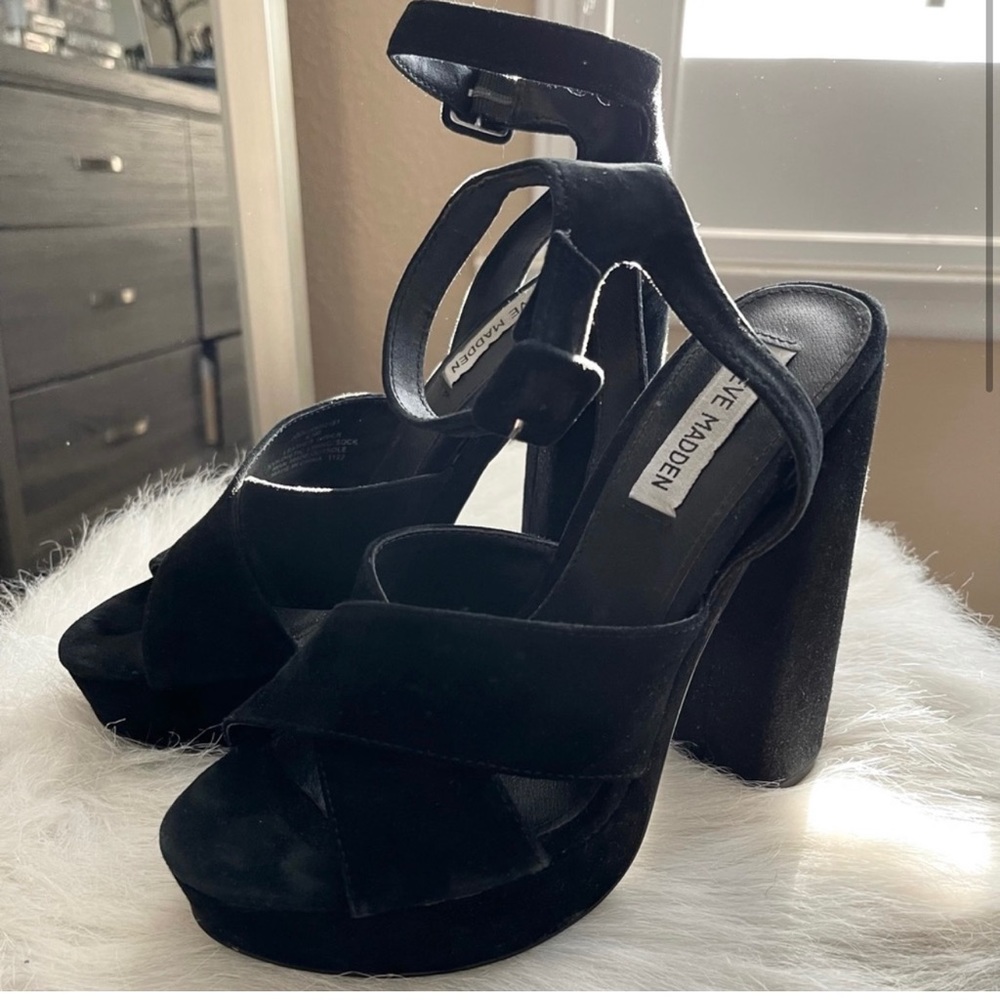 Jodi Platform Sandals - Picture 2 of 7